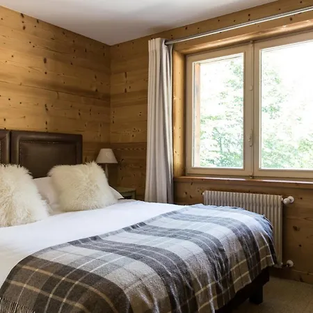 Chalet Pres Des Cimes Ski-in Ski-out Les Houches