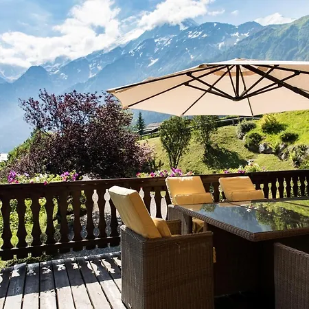 Pres Des Cimes Ski-in Ski-out Chalet Les Houches